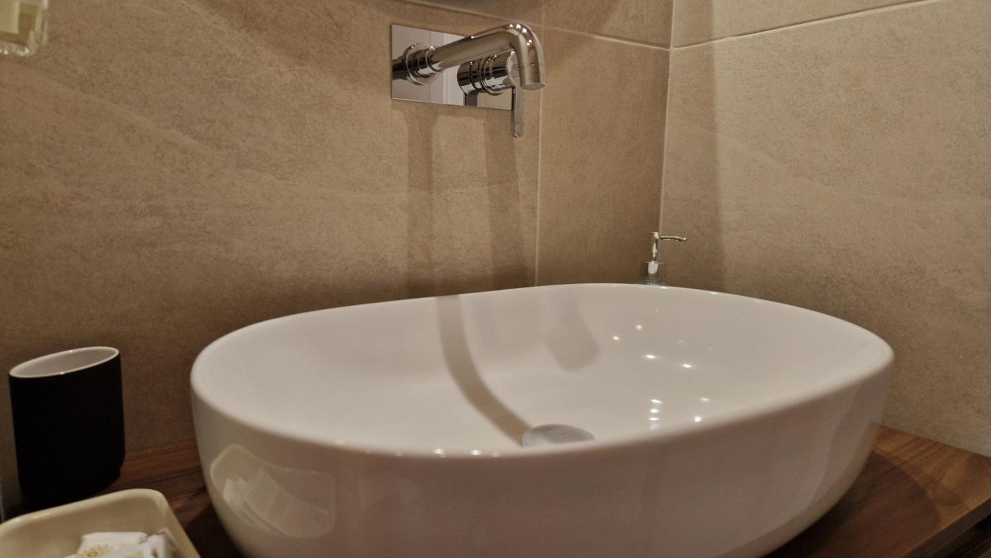 Orlando Rooms 卡塔尼亚 外观 照片