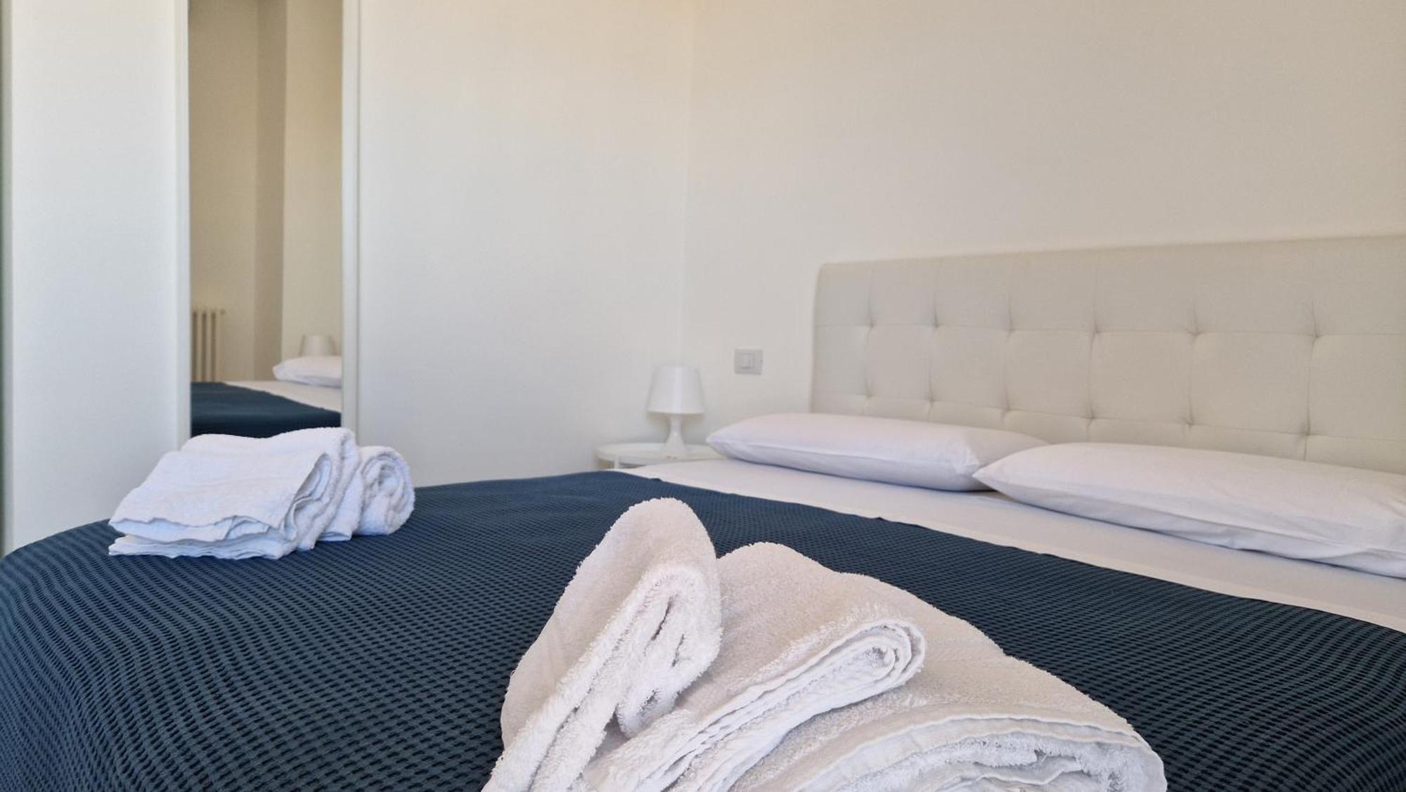 Orlando Rooms 卡塔尼亚 外观 照片